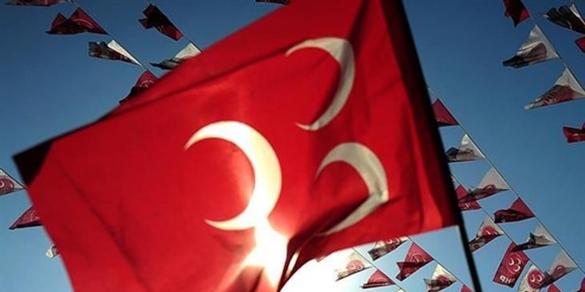 Adaylık sırasını beğenmeyen MHP'li Murat Karagül istifa etti!
