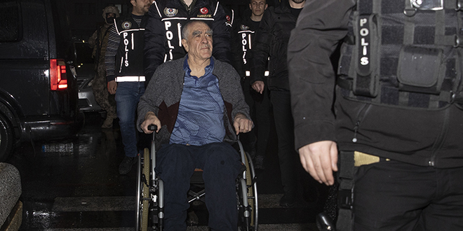 İstanbul'da yakalanan Urfi Çetinkaya adliyeye getirildi