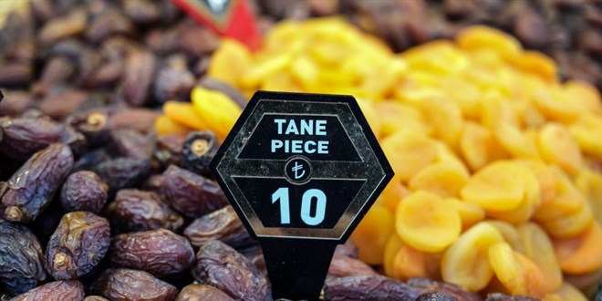Tadımlık hurma tarih oldu; tanesi artık 10 TL