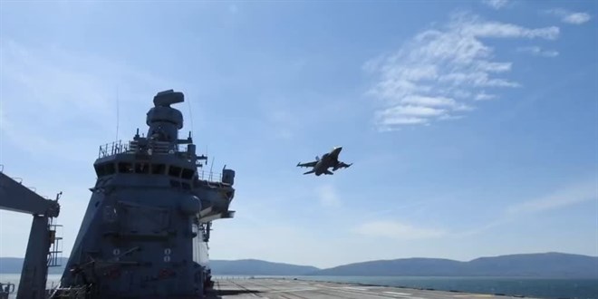 TCG Anadolu gemisi, Marmara Denizi'nde eğitimler icra etti