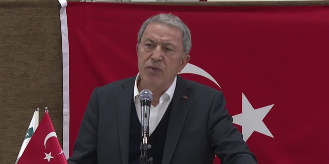 Milli Savunma Bakanı Akar işçilerle sahur yaptı