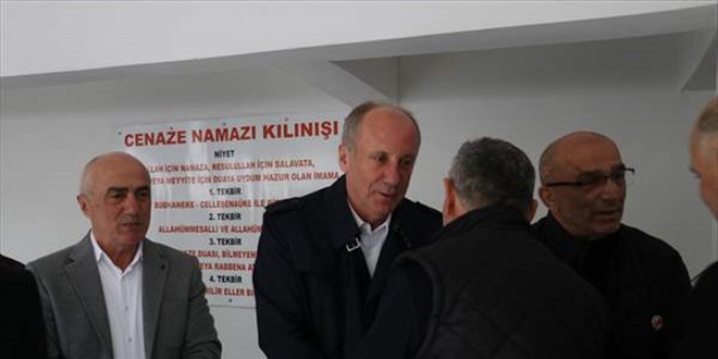 Cumhurbaşkanı adayı İnce, bayram namazını memleketinde kıldı
