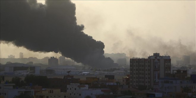 Sudan'daki Türk vatandaşlarının tahliyesine başlandı