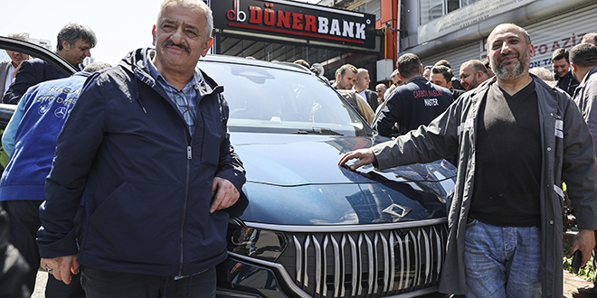 Maslak'taki oto sanayi ustalarından Togg'a tam not