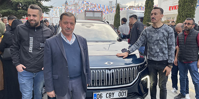 Türkiye'nin otomobili Togg, Yozgat'ta sergilendi