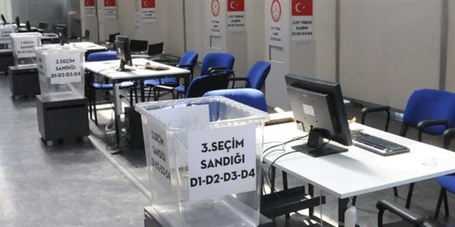 Sabiha Gökçen Havalimanı'nda seçim sandıkları kuruldu