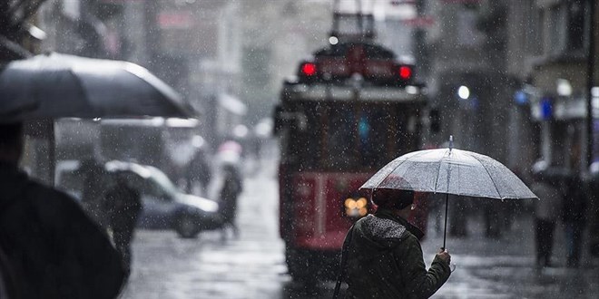İstanbul Valisi Yerlikaya'dan kuvvetli sağanak uyarısı