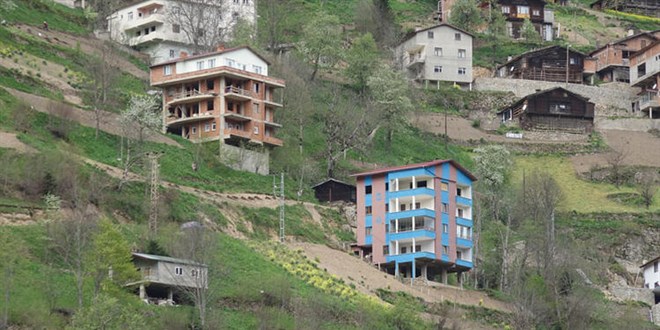 Trabzon'da 2 ilçede deprem tehdidi