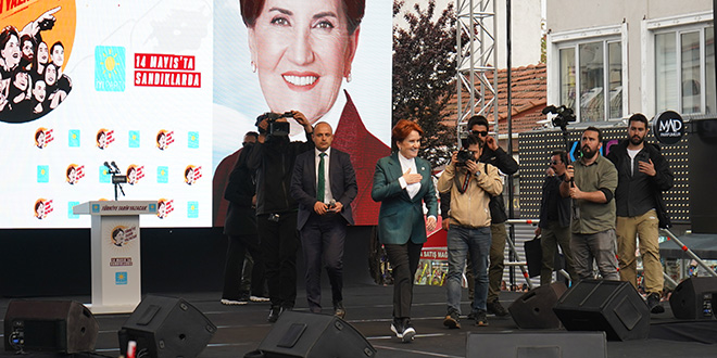 Akşener: Seçmen velinimettir, hangi partiye oy verirse versin