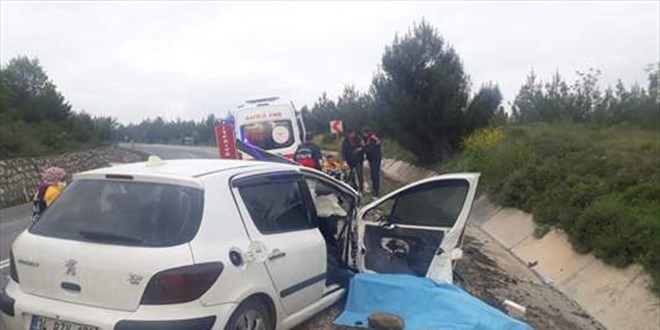 Bilecik'te otomobil ile kamyonet çarpıştı, 1 kişi öldü, 3 kişi yaralandı