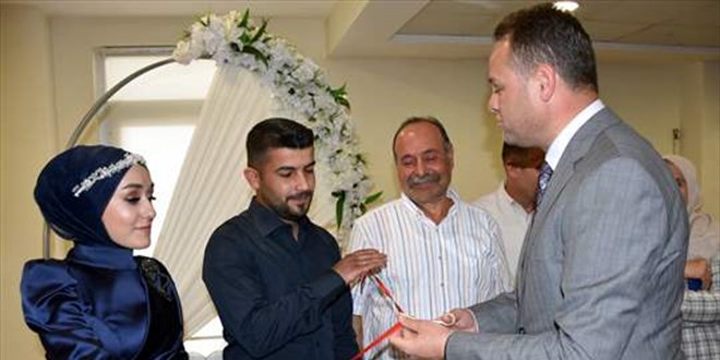 Hataylı depremzede gençler Kırıkkale'de KYK yurdunda nişanlandı
