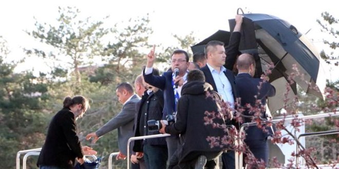 'İmamaoğlu'na taşlı saldırı yapan şüphelilerin tamamı serbest