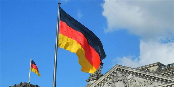 Almanya: Seime katlm Trklerin demokratik standartlara deer verdiini gsteriyor