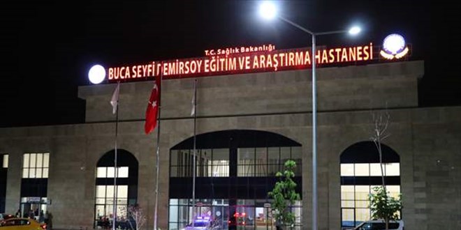 İzmir'de parktaki bıçaklı kavgada 17 yaşındaki genç öldü