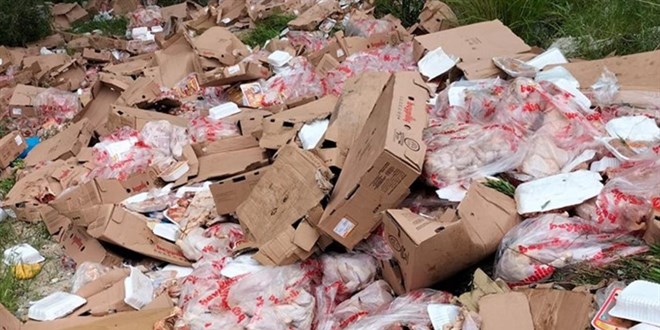Muğla'da ormana paketli tavuk döken işletmeye 819 bin lira ceza