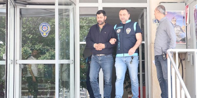 Sahte araç satış ilanıyla 540 bin lira dolandırdılar
