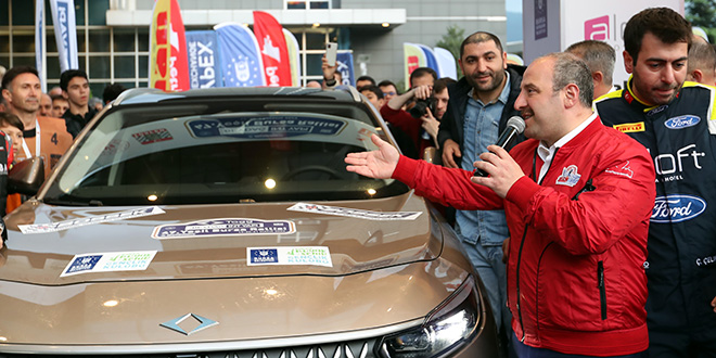 'Dünyanın en fazla ellenen arabası benim aracım oldu'