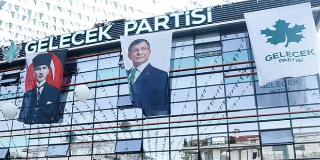 Gelecek Partisi Kurucular Kurulu üyesi 11 isimden istifa