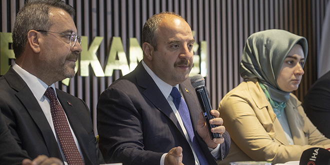 Bakan Varank: Cumhurbaşkanlığı Hükümet Sistemi tartışmaları geride kaldı