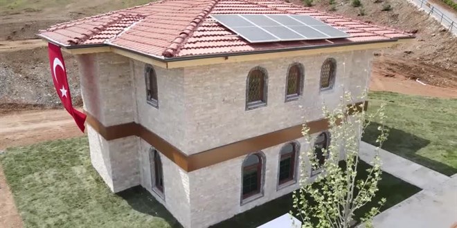 Bakan Kurum 'onlar en iyisine layık' notuyla paylaştı