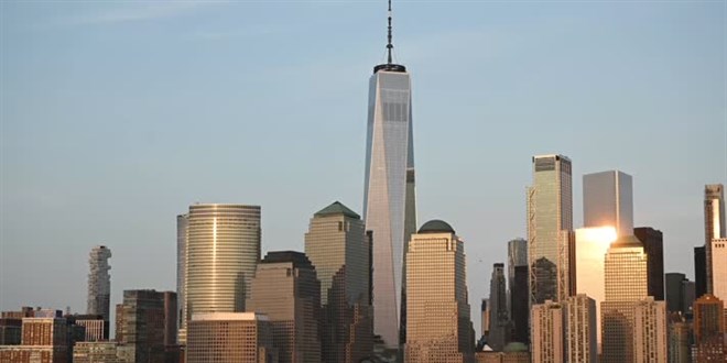 New York şehri, gökdelenlerin ağırlığı nedeniyle her yıl 1 ila 2 milimetre çöküyor