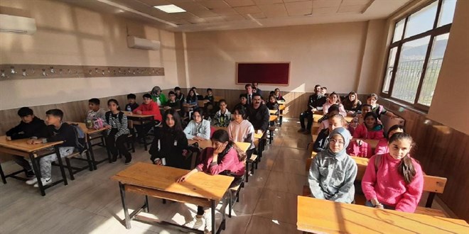 MEB'den deprem bölgesine Bursluluk Sınavı'nda ek kontenjan