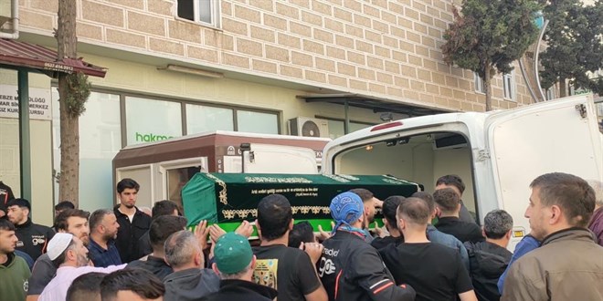 Kazada hayatn kaybeden motokurye son yolculuuna uurland