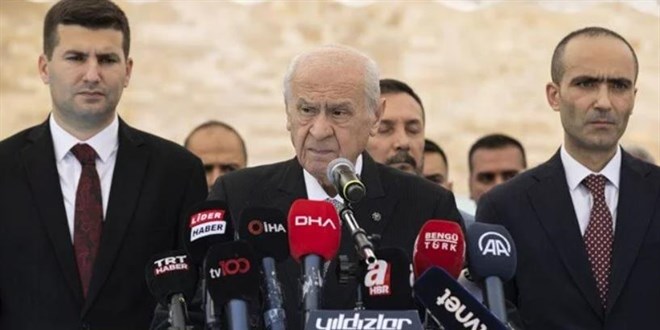 Bahçeli: Çakma milliyetçilerle Türk milletinin işi olmaz