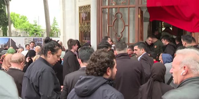 İçişleri Bakanı Soylu, Fatih Sultan Mehmet Türbesini ziyaret etti