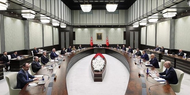 'Kabinede büyük revizyon olacak'