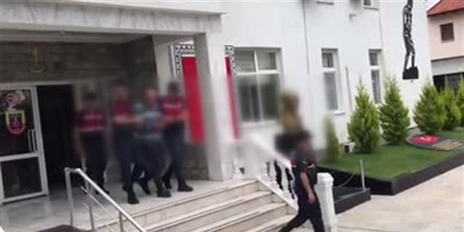 Muğla'da bir kadın evinin balkonunda av tüfeğiyle öldürüldü