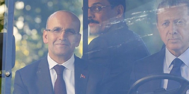 Herkesin Konuştuğu Mehmet Şimşek: Kimdir ve neden bu kadar önemli?
