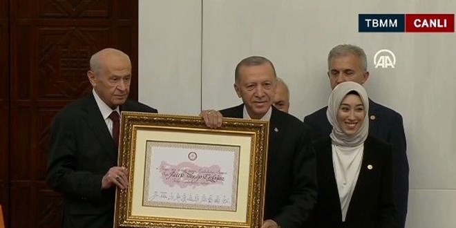 Cumhurbakan Erdoan, Meclis'te yemin etti