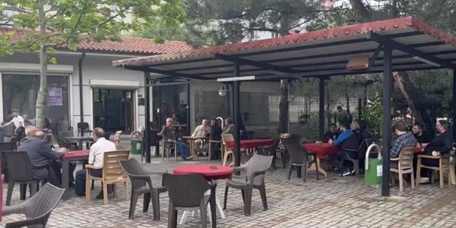 Camide avlusunda feci ölüm! 17 yaşındaki genç şakalaşırken can verdi