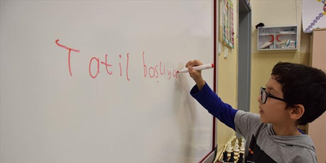19 milyon öğrenci bu hafta karne alıyor
