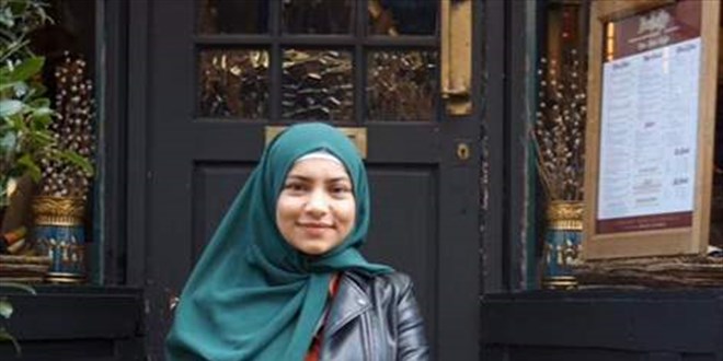 Almanya'da başörtülü üniversite öğrencisi derste profesörün hakaretine uğradı