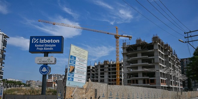 İzmir BB'nin konut projesinde 'imalat hatası' tespit edildi, Bakanlık inceleme başlattı