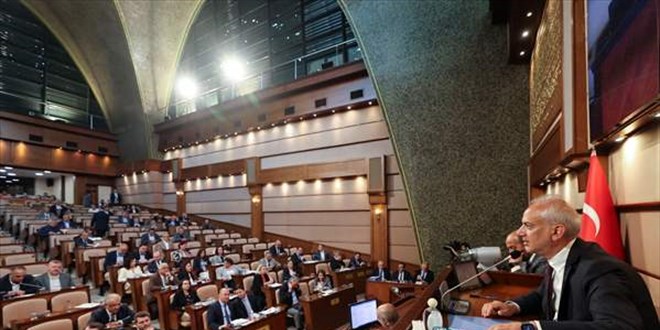İstanbul'da su fiyatlarına zam yapıldı