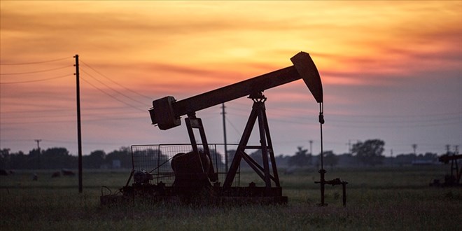 Brent petroln varil fiyat 74,65 dolar
