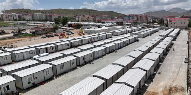 Deprem blgesinde 140 bin 838 konteyner kuruldu