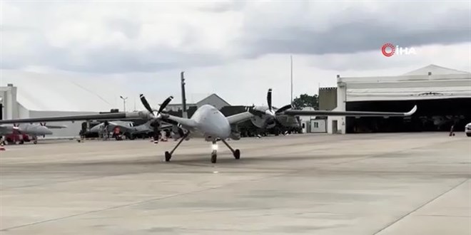 Bayraktar AKINCI'nın Hassas Güdüm Kiti ile yaptığı test atışı başarıyla tamamlandı
