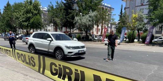 Gaziantep'te boşanma aşamasındaki eşinin tüfekle vurduğu kadın ile babası öldü