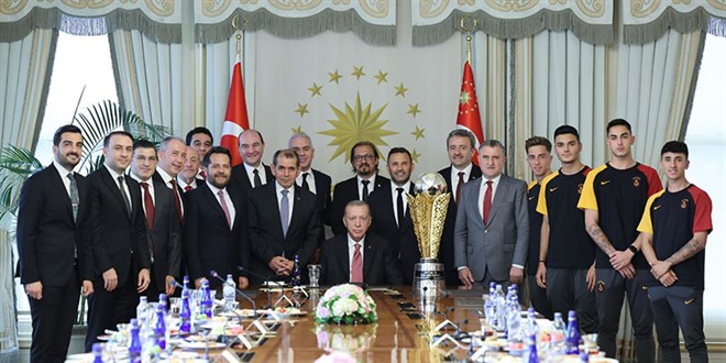 Erdoğan, Süper Lig şampiyonu Galatasaray'ı kabul etti