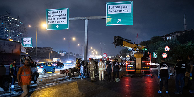 İstanbul'da iki ayrı trafik kazasında 2 kişi öldü