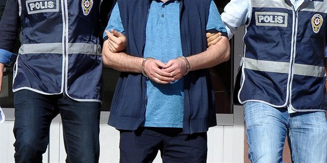 FETÖ firarisi yurt dışına kaçarken İstanbul Havalimanı'nda yakalandı