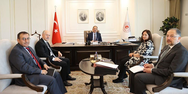 Bakan Özhaseki, yeni ekibiyle ilk toplantısını yaptı