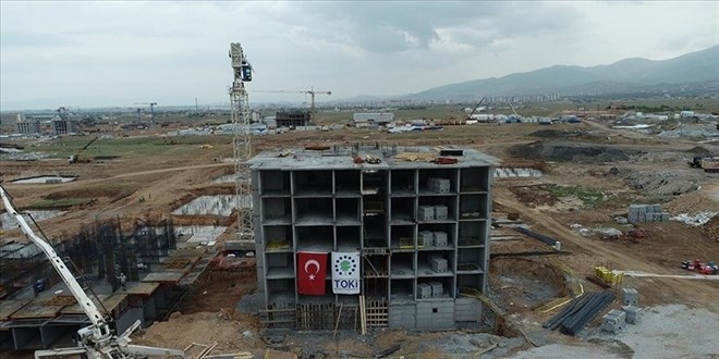 Deprem bölgesinde yarısı devletten yerinde dönüşüm