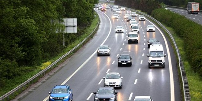 stanbul'da trafik younluu yzde 10'un altna dt