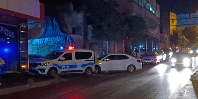 Silahlı kavgada polis memurunu vuran zanlı tutuklandı