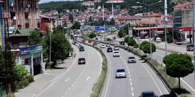 Kurban Bayram tatili dn Samsun-Ankara kara yolunda younluk yaanyor